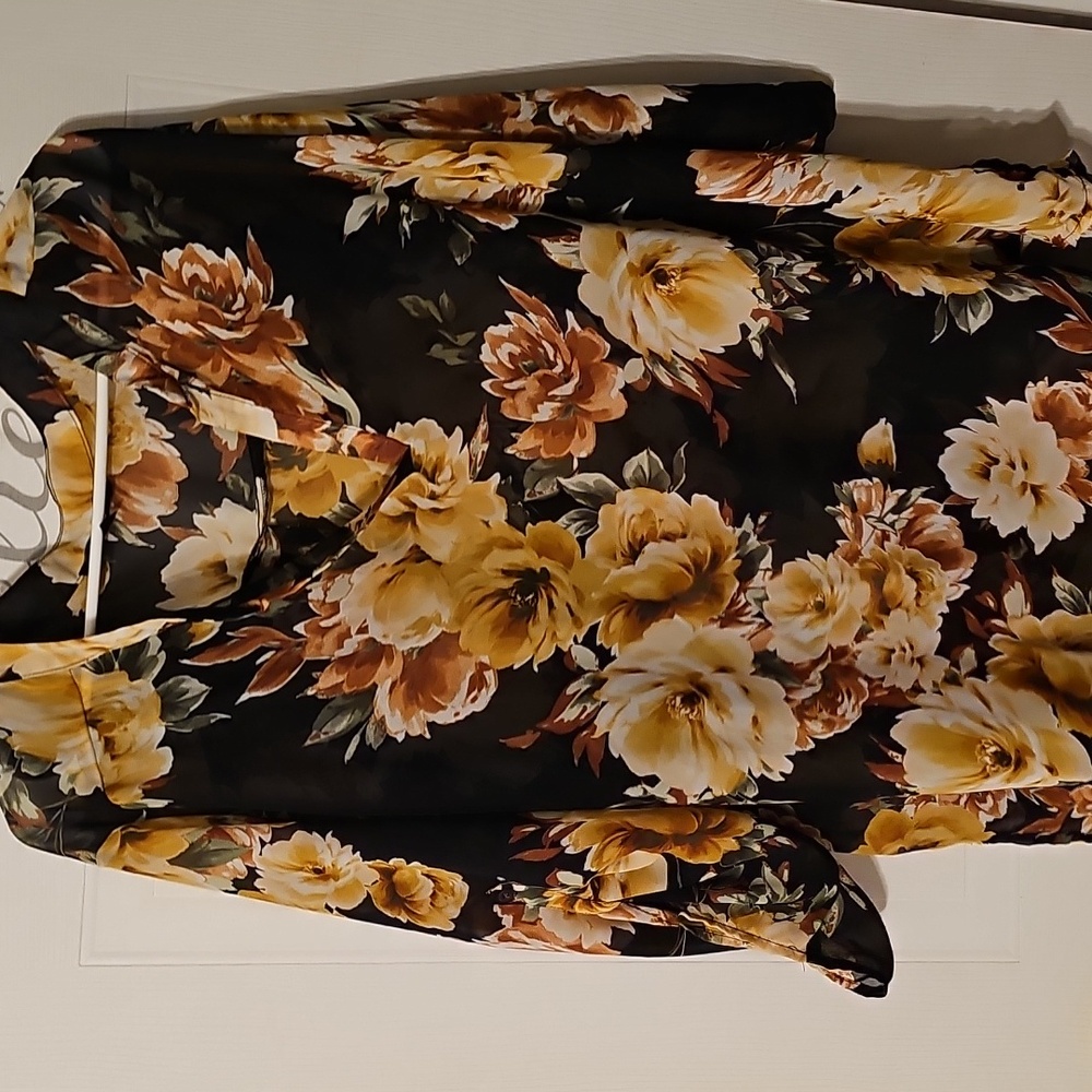 Cleo Floral Blouse - Black and Yellow
